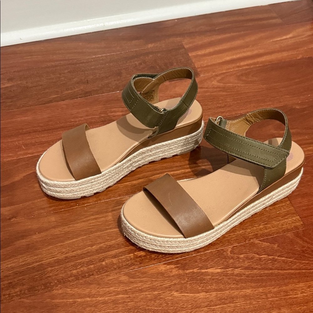 Sorel Olive Espadrille Sandals